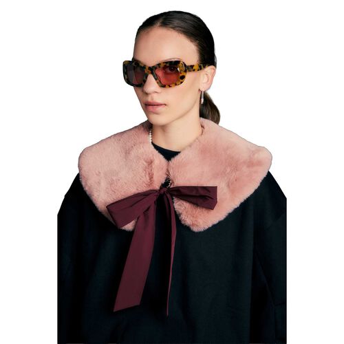 Karen Walker Runaway Collar
